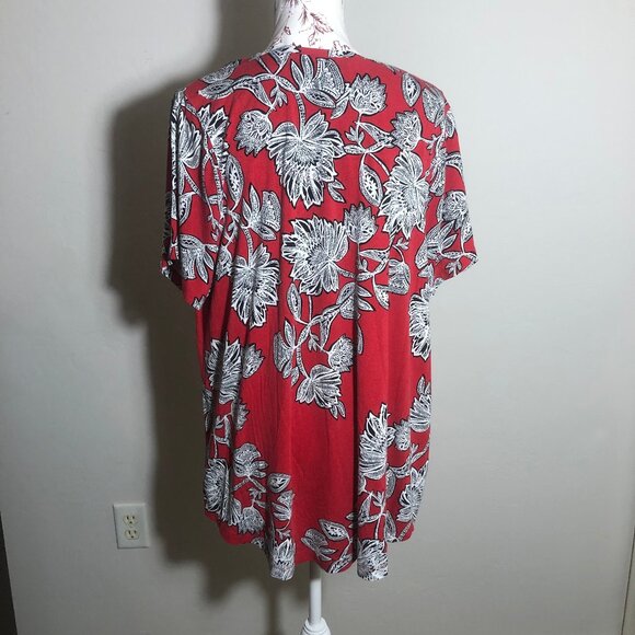 🌹 Vintage JM Collection Red Floral Top – Statement Piece with WPL Tag - Picture 9 of 13